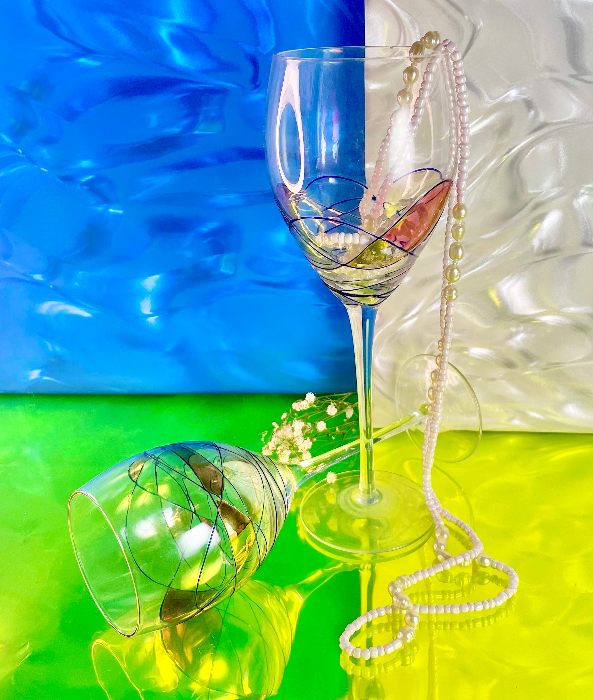 Abstract Stained Glass Wine Glasses – Lucite Lust Studio