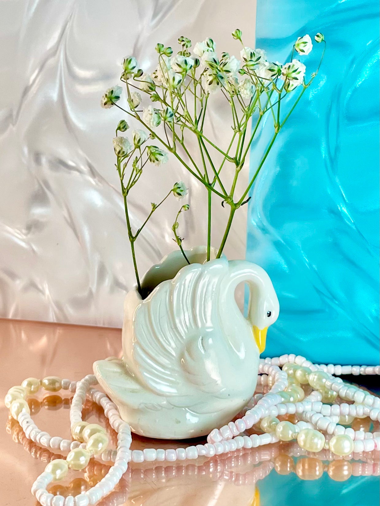 Hand-Detailed Ceramic Swan Bud Vase